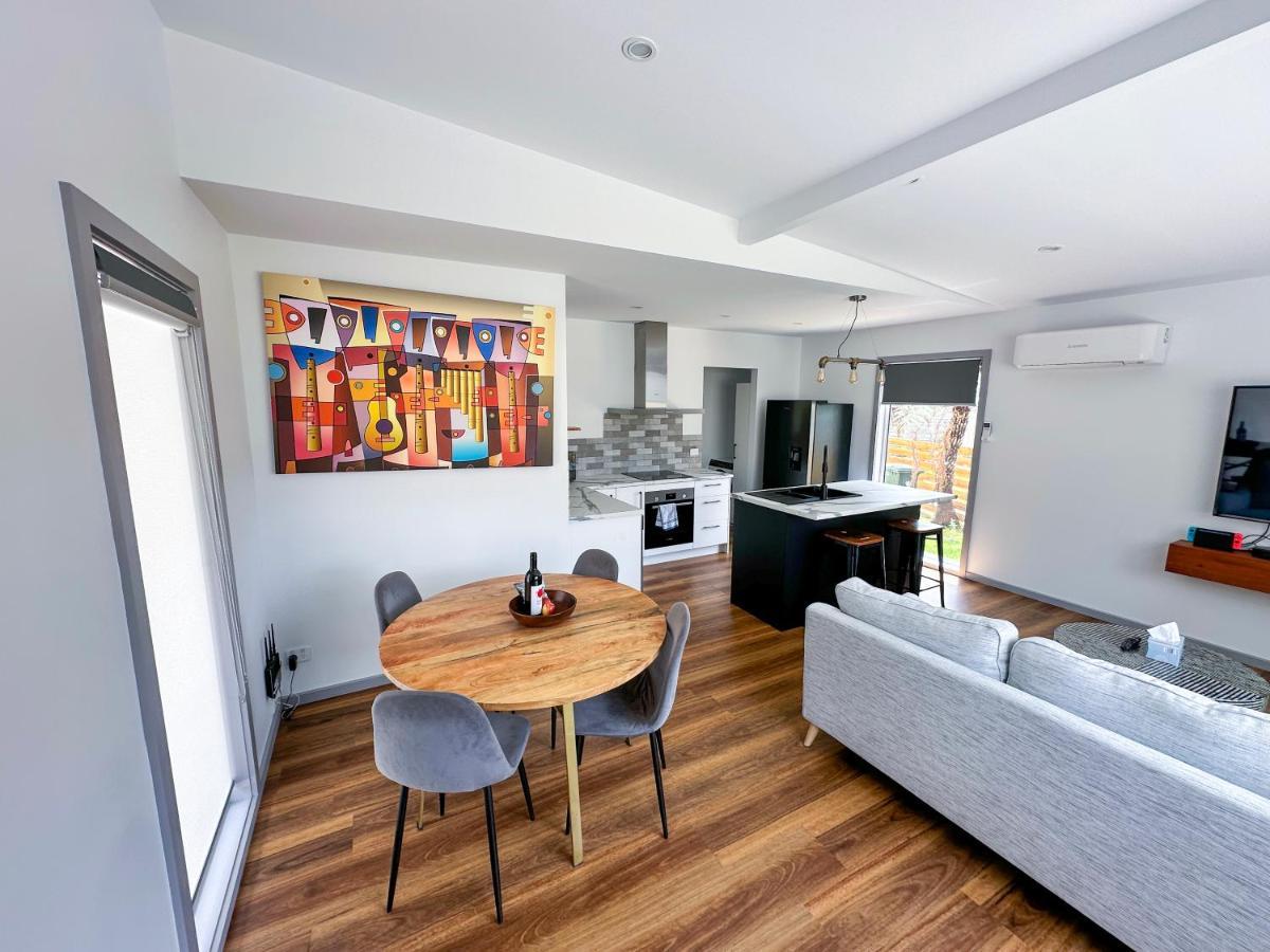 Luxury Holiday Unit 8Min Walk To Town Center With Boat Parking Mallacoota Buitenkant foto